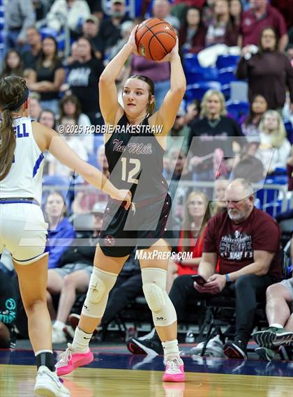 Thumbnail 2 in Farwell vs. Martins Mill (UIL 2A Basketball Division II Final) photogallery.