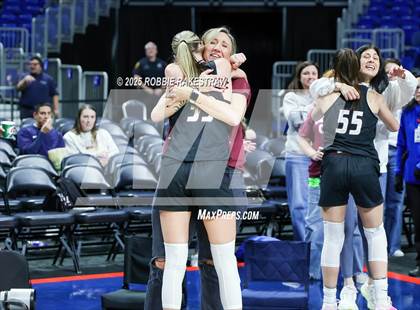 Thumbnail 1 in Farwell vs. Martins Mill (UIL 2A Basketball Division II Final) photogallery.