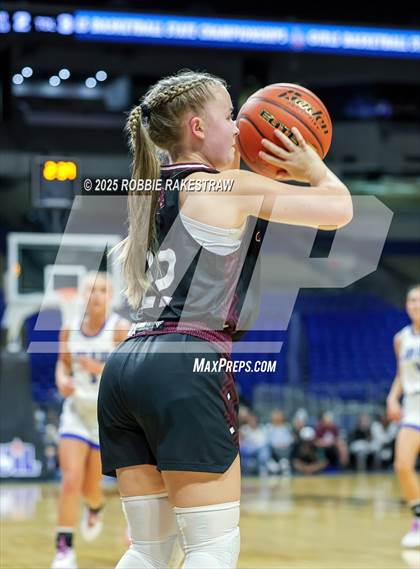 Thumbnail 3 in Farwell vs. Martins Mill (UIL 2A Basketball Division II Final) photogallery.