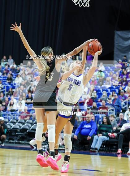 Thumbnail 1 in Farwell vs. Martins Mill (UIL 2A Basketball Division II Final) photogallery.
