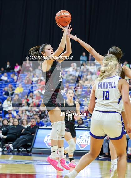 Thumbnail 1 in Farwell vs. Martins Mill (UIL 2A Basketball Division II Final) photogallery.