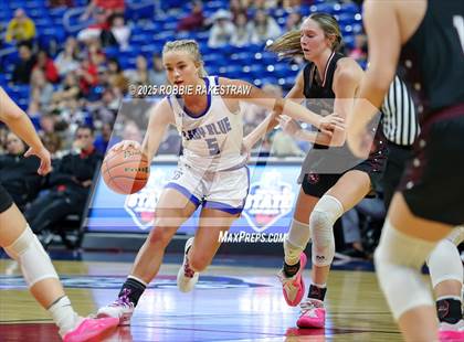 Thumbnail 2 in Farwell vs. Martins Mill (UIL 2A Basketball Division II Final) photogallery.