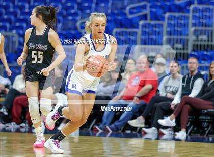 Thumbnail 3 in Farwell vs. Martins Mill (UIL 2A Basketball Division II Final) photogallery.