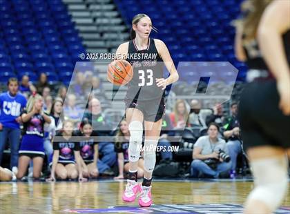 Thumbnail 2 in Farwell vs. Martins Mill (UIL 2A Basketball Division II Final) photogallery.