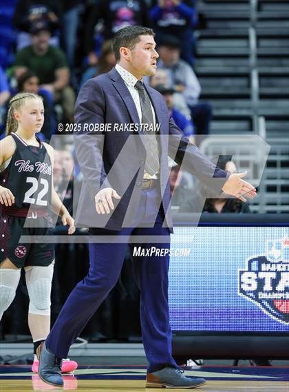 Thumbnail 3 in Farwell vs. Martins Mill (UIL 2A Basketball Division II Final) photogallery.