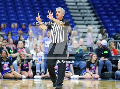 Thumbnail 2 in Farwell vs. Martins Mill (UIL 2A Basketball Division II Final) photogallery.