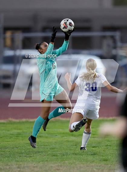 Thumbnail 1 in Buena vs Salpointe Catholic (Brandon Bean Soccer Tournament) photogallery.