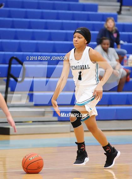 Thumbnail 2 in Cypress Woods vs. Pasadena Memorial (McDonald's Texas Invitational) photogallery.