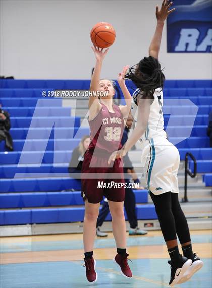 Thumbnail 2 in Cypress Woods vs. Pasadena Memorial (McDonald's Texas Invitational) photogallery.