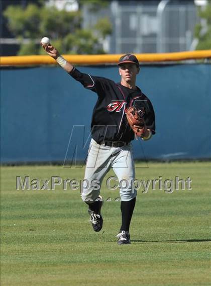 Thumbnail 3 in Hart @ West Ranch photogallery.