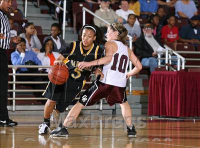 Thumbnail 1 in Cinco Ranch vs. Marshall (UIL Regional State 5A Semifinals) photogallery.
