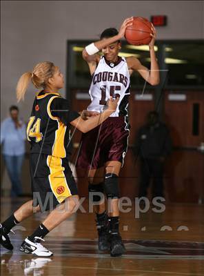Thumbnail 3 in Cinco Ranch vs. Marshall (UIL Regional State 5A Semifinals) photogallery.