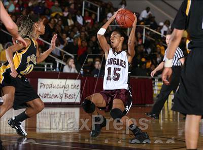 Thumbnail 2 in Cinco Ranch vs. Marshall (UIL Regional State 5A Semifinals) photogallery.