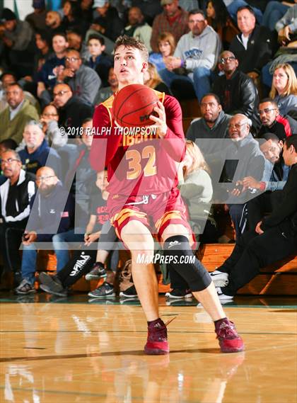 Thumbnail 2 in Whitney vs. Liberty (Adidas Challenge) photogallery.