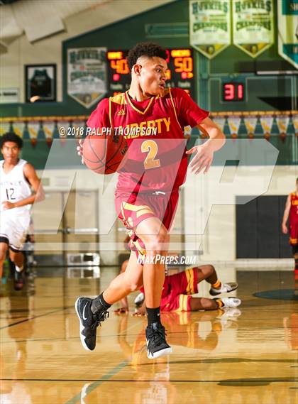 Thumbnail 3 in Whitney vs. Liberty (Adidas Challenge) photogallery.