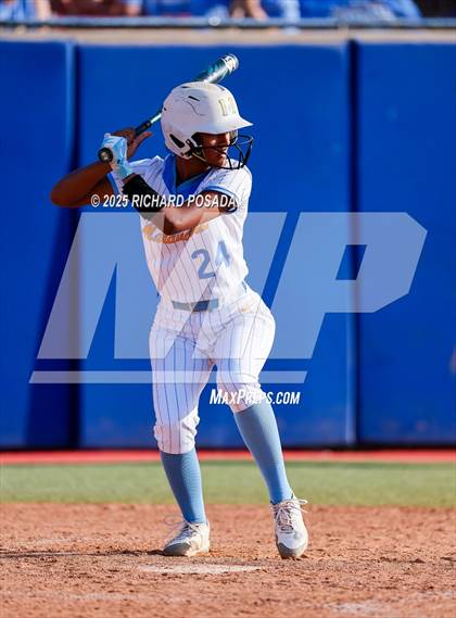 Thumbnail 2 in Bakersfield Christian @ Monache (CIFCS - Division II Championship) photogallery.