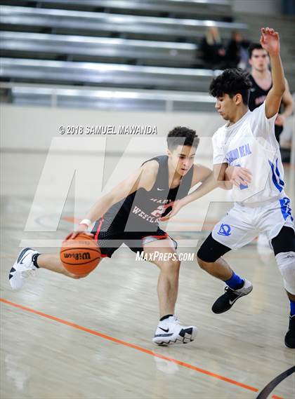 Thumbnail 3 in El Camino Real vs Harvard-Westlake (Beverly Hills 76th. Sax Elliott Invitational) photogallery.