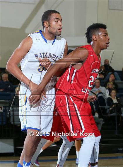 Thumbnail 3 in La Mirada vs. Orange Lutheran (Orange Holiday Classic) photogallery.