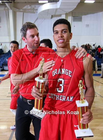 Thumbnail 2 in La Mirada vs. Orange Lutheran (Orange Holiday Classic) photogallery.