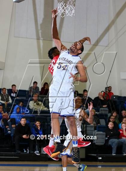 Thumbnail 1 in La Mirada vs. Orange Lutheran (Orange Holiday Classic) photogallery.