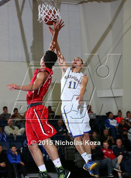 Thumbnail 3 in La Mirada vs. Orange Lutheran (Orange Holiday Classic) photogallery.