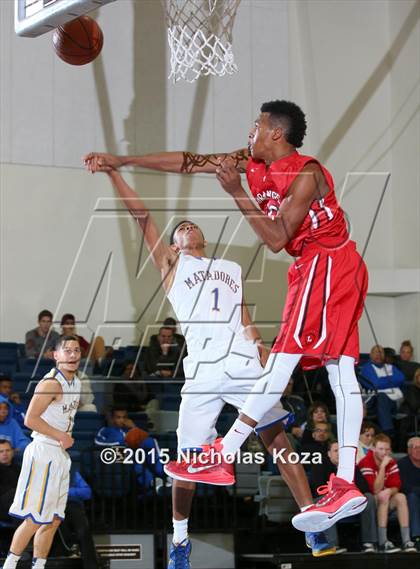 Thumbnail 2 in La Mirada vs. Orange Lutheran (Orange Holiday Classic) photogallery.