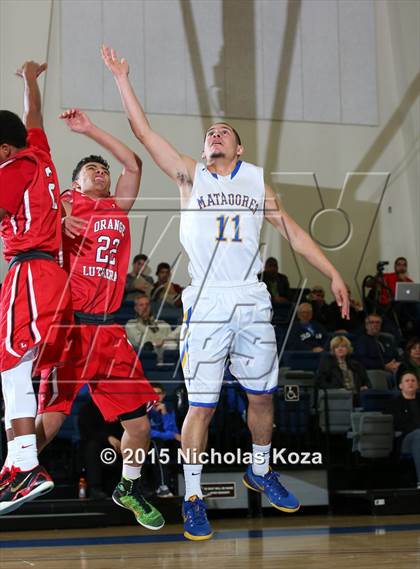 Thumbnail 2 in La Mirada vs. Orange Lutheran (Orange Holiday Classic) photogallery.