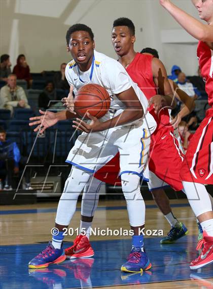 Thumbnail 3 in La Mirada vs. Orange Lutheran (Orange Holiday Classic) photogallery.