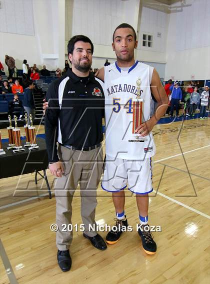 Thumbnail 1 in La Mirada vs. Orange Lutheran (Orange Holiday Classic) photogallery.