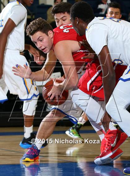 Thumbnail 3 in La Mirada vs. Orange Lutheran (Orange Holiday Classic) photogallery.