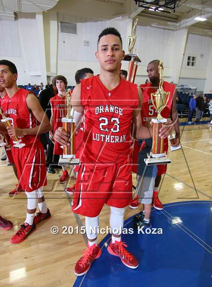 Thumbnail 3 in La Mirada vs. Orange Lutheran (Orange Holiday Classic) photogallery.