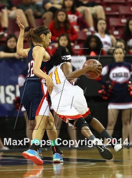 Thumbnail 2 in Berkeley vs. Pleasant Grove (CIF NorCal Regional D1 Final) photogallery.
