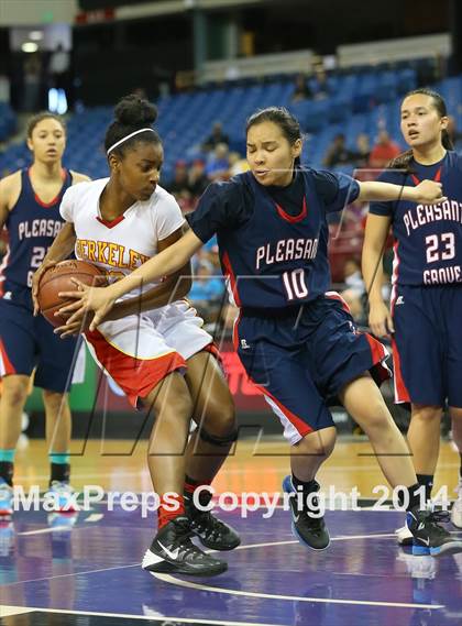 Thumbnail 1 in Berkeley vs. Pleasant Grove (CIF NorCal Regional D1 Final) photogallery.