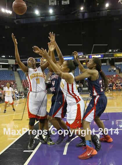 Thumbnail 2 in Berkeley vs. Pleasant Grove (CIF NorCal Regional D1 Final) photogallery.