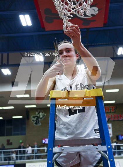 Thumbnail 2 in Noblesville vs Crown Point (IHSAA 4A Semifinal Playoff) photogallery.
