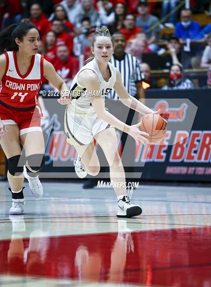 Thumbnail 2 in Noblesville vs Crown Point (IHSAA 4A Semifinal Playoff) photogallery.