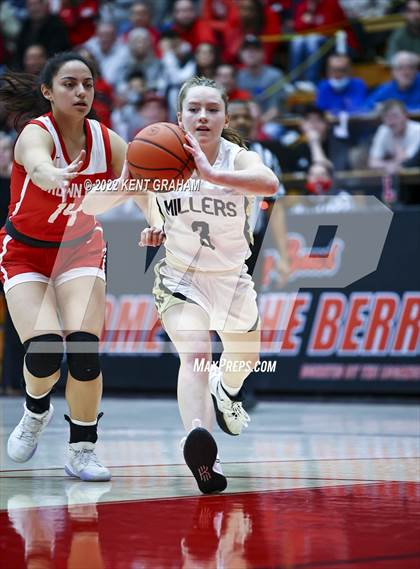 Thumbnail 3 in Noblesville vs Crown Point (IHSAA 4A Semifinal Playoff) photogallery.