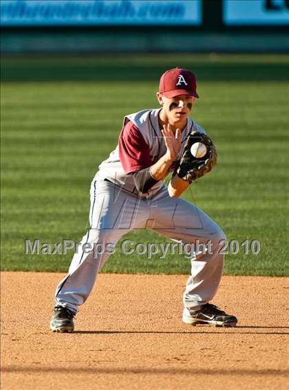 Thumbnail 1 in Xaverian vs. Amherst-Pelham (MIAA Division 1 Final) photogallery.