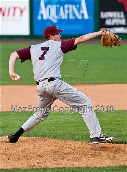 Thumbnail 2 in Xaverian vs. Amherst-Pelham (MIAA Division 1 Final) photogallery.