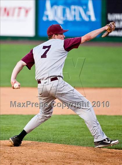 Thumbnail 2 in Xaverian vs. Amherst-Pelham (MIAA Division 1 Final) photogallery.