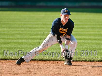 Thumbnail 2 in Xaverian vs. Amherst-Pelham (MIAA Division 1 Final) photogallery.