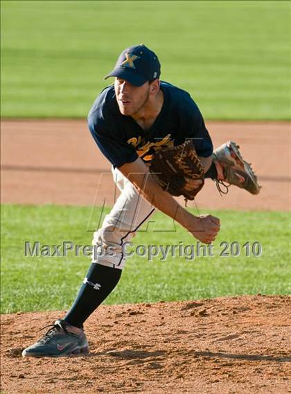 Thumbnail 1 in Xaverian vs. Amherst-Pelham (MIAA Division 1 Final) photogallery.