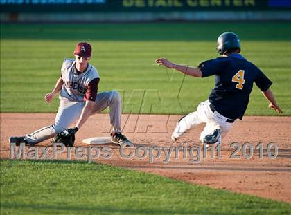 Thumbnail 1 in Xaverian vs. Amherst-Pelham (MIAA Division 1 Final) photogallery.