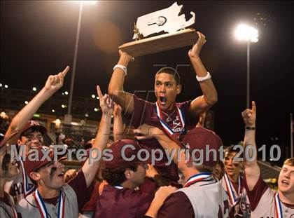 Thumbnail 1 in Xaverian vs. Amherst-Pelham (MIAA Division 1 Final) photogallery.