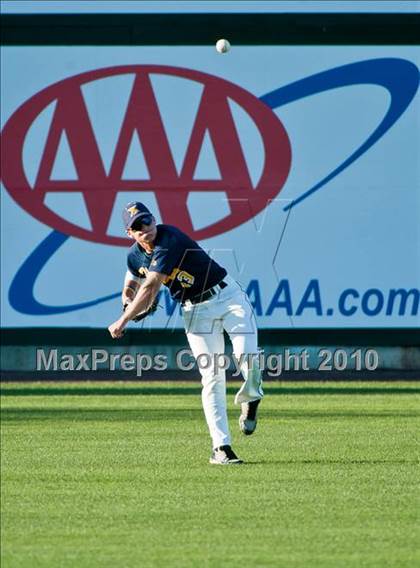 Thumbnail 1 in Xaverian vs. Amherst-Pelham (MIAA Division 1 Final) photogallery.