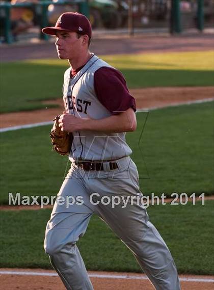 Thumbnail 2 in Xaverian vs. Amherst-Pelham (MIAA Division 1 Final) photogallery.