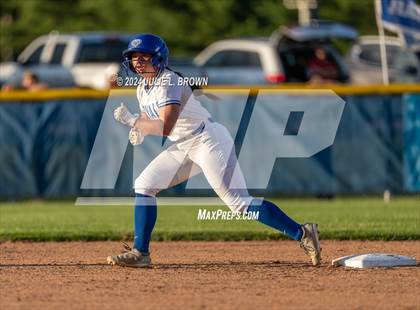 Thumbnail 1 in Logansport vs. Hamilton Southeastern (IHSAA 4A Regional 4 playoff) photogallery.