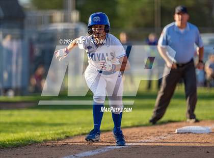 Thumbnail 3 in Logansport vs. Hamilton Southeastern (IHSAA 4A Regional 4 playoff) photogallery.
