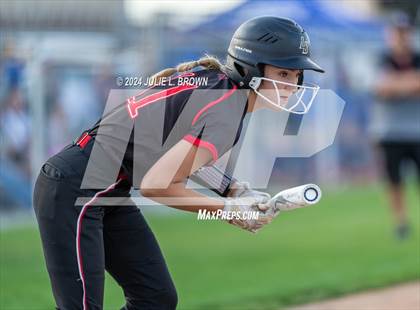 Thumbnail 1 in Logansport vs. Hamilton Southeastern (IHSAA 4A Regional 4 playoff) photogallery.