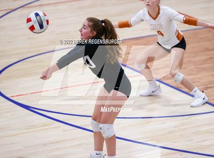 Thumbnail 1 in Mead @ Centaurus photogallery.